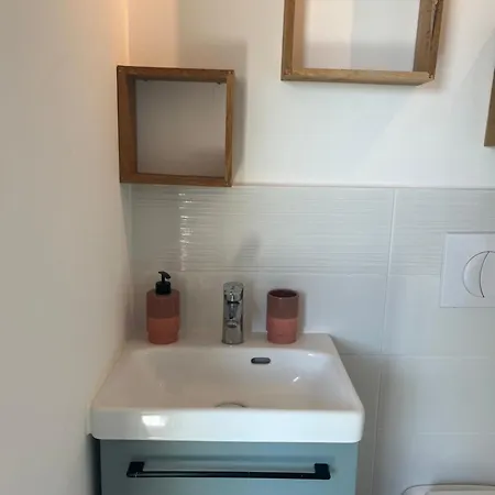 Homestay szállás Privee Avec - Piscine - Proche Angers